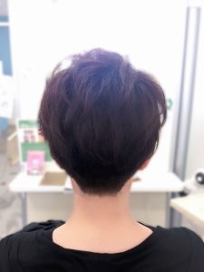 髪をカットしておく