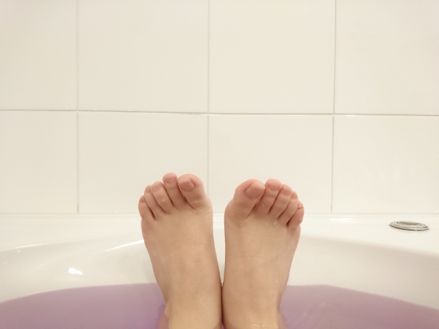 手足症候群　風呂